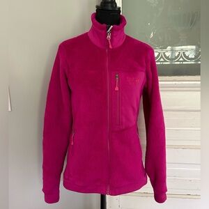 Mountain Hardware super soft fleece jacket in fuchsia color